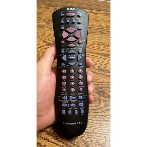 RCA RCU800B, Remote Control For Up‎ To 8 Devices (RCU800 and RCU403) - Picture 1 of 7